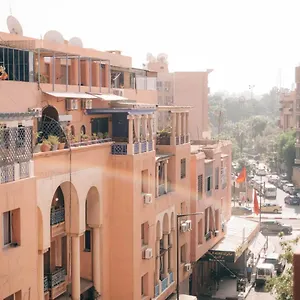 Apart Larbi Appartement